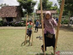 Pakar UGM: PP TUNAS Perlu Diimbangi Literasi Digital untuk Cegah Kecanduan Anak