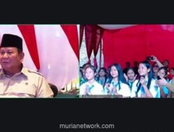 Presiden Prabowo Janjikan Beasiswa ke Siswi Nias Usai Viral Video Bahaya ke Sekolah