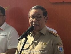 Gubernur DKI Dukung Aturan Batasi Medsos untuk Anak di Bawah 16 Tahun