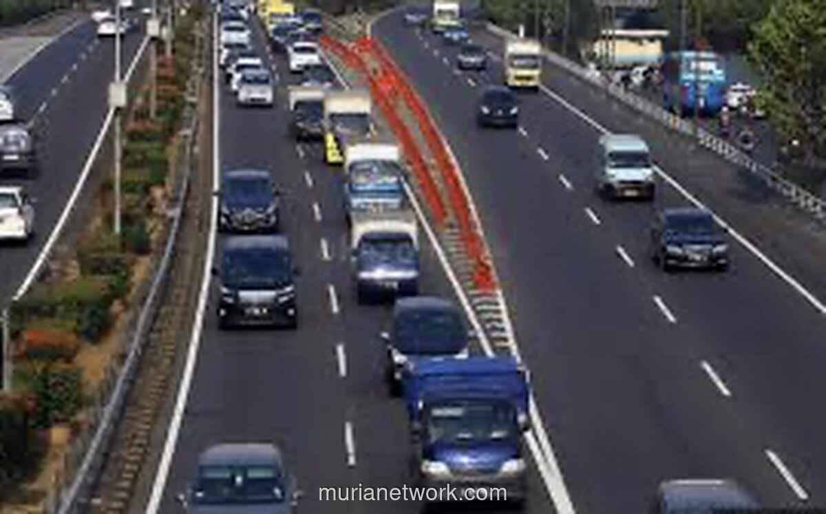 Arus Balik H+7, Jasa Marga Berlakukan Contraflow di Tol Jakarta-Cikampek