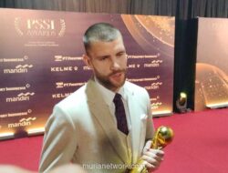 Maarten Paes Raih Kiper Terbaik PSSI Awards 2026, Tekankan Pentingnya Kerja Kolektif