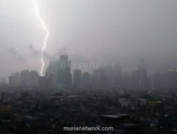 BMKG Prakirakan Hujan Ringan hingga Sedang Guyur Sebagian Jabodetabek Hari Ini