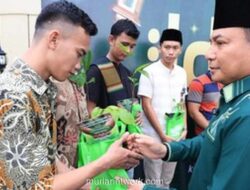 Polda Riau Ganti THR dengan Sedekah Bibit Pohon di Idul Fitri