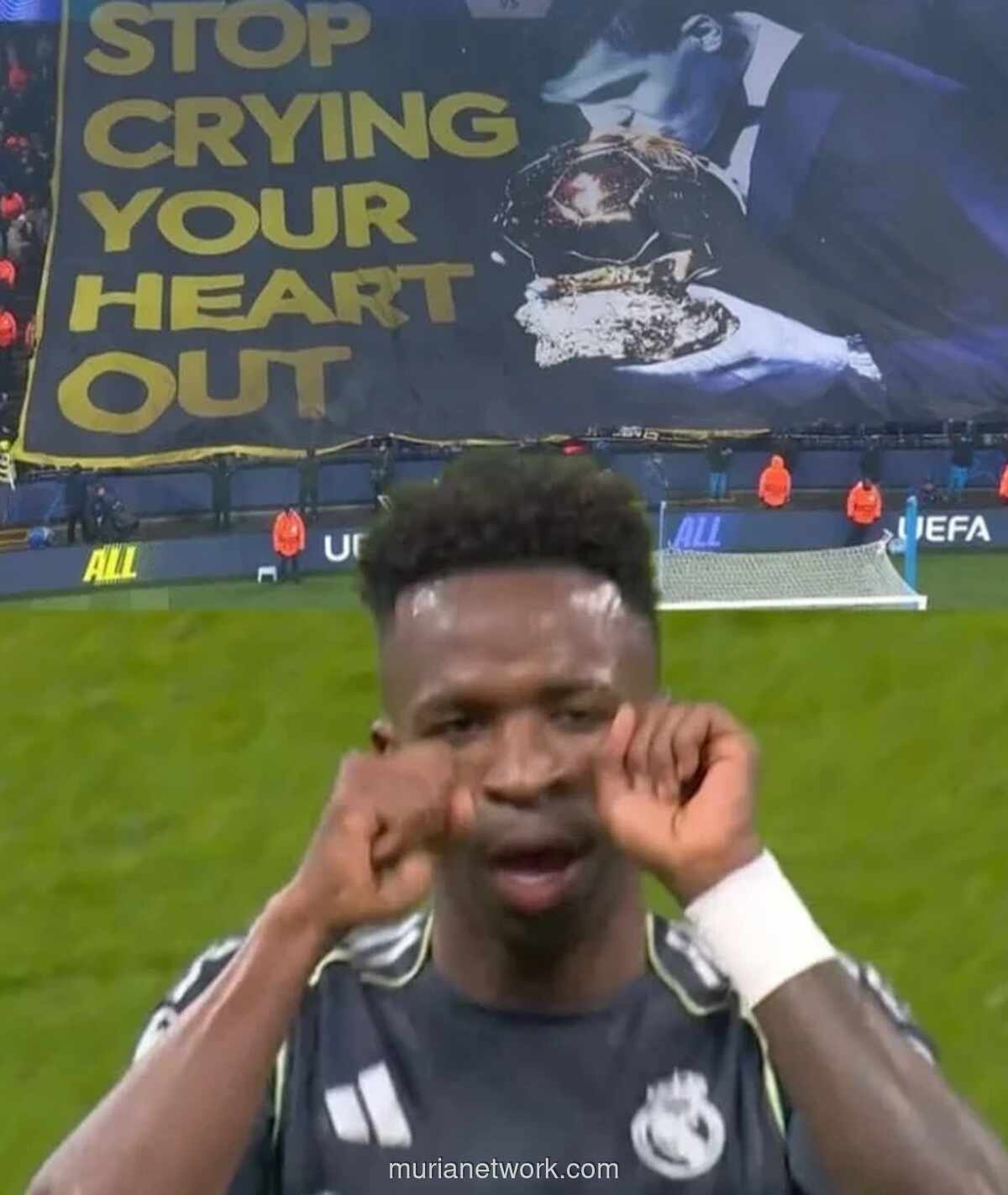 Real Madrid Hancurkan Manchester City, Vinícius Balas Sindiran Suporter