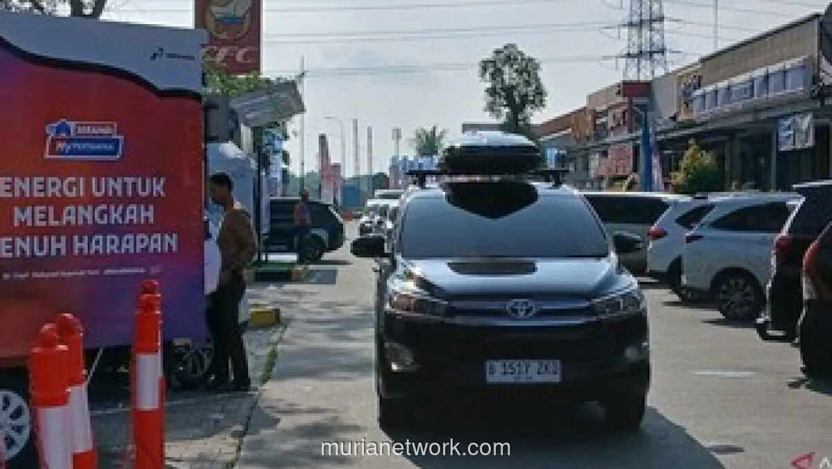 Arus Mudik Mulai Padati Rest Area Tol Jakarta-Merak, Puncak Diprediksi 18 Maret