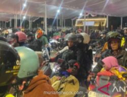 Gelombang Pemudik Motor Padati Pelabuhan Ciwandan Cilegon di H-3 Lebaran