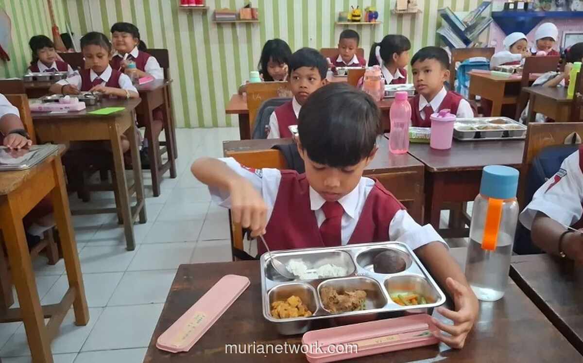 Makan Bergizi Gratis di Sekolah Perkuat Solidaritas dan Gairah Belajar