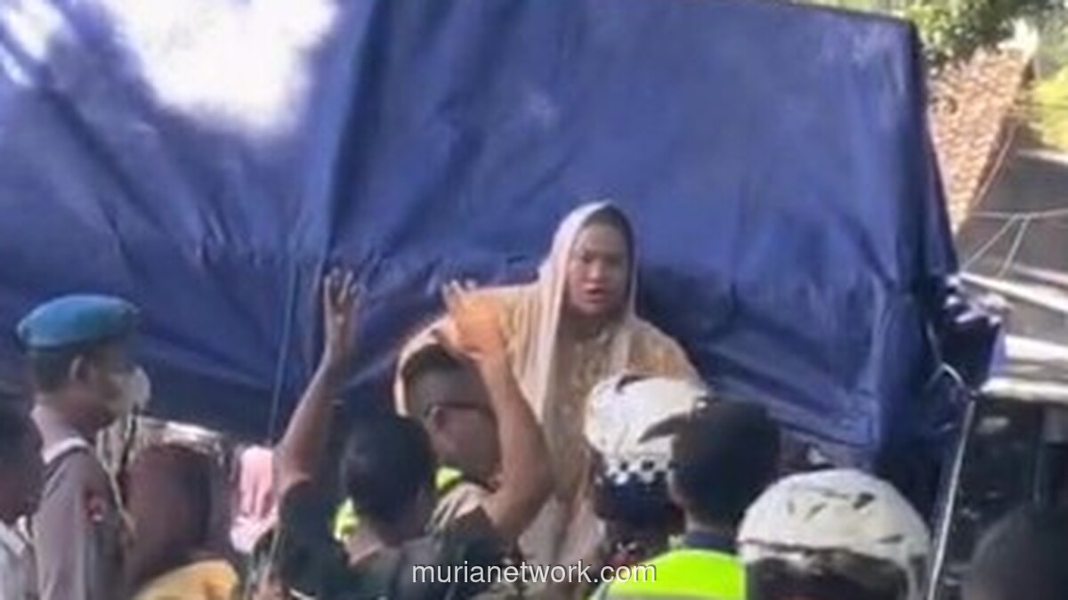 Polda Banten Tegaskan Rekayasa Lalu Lintas untuk Keselamatan Usai Wisatawan Paksa Masuk Jalur Tertutup di Cinangka