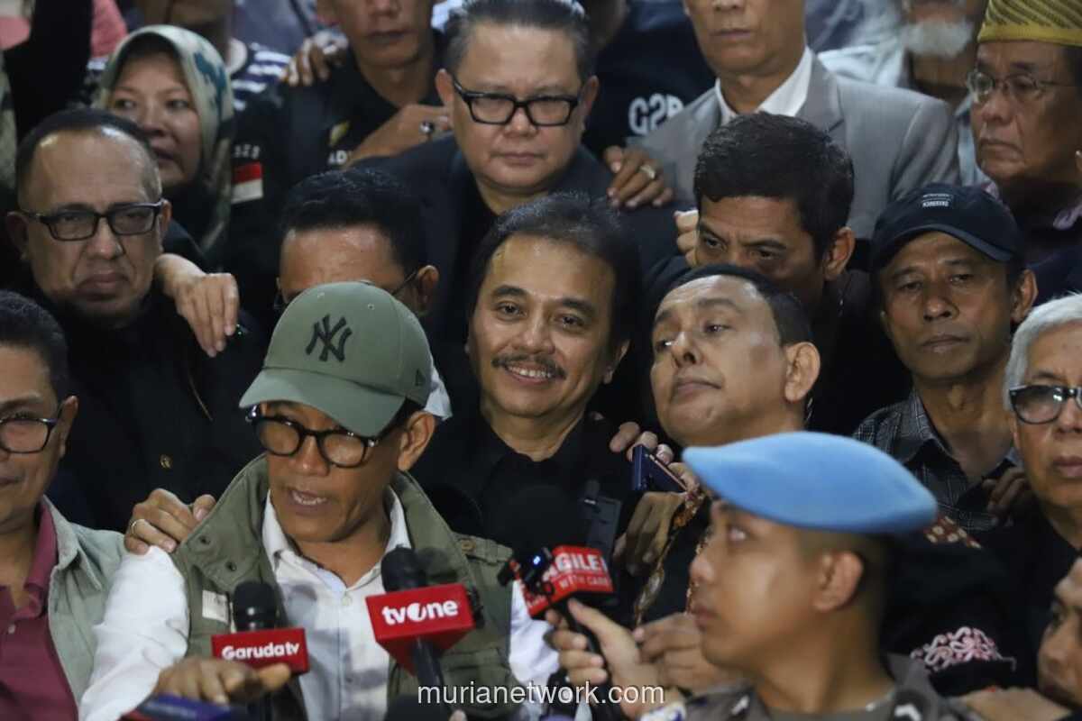Tim Hukum RRT Bubar, Roy Suryo dan Tifa Bentuk Advokat Baru Troya