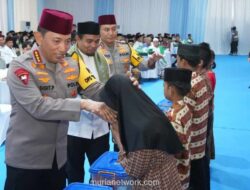 Kapolri Tegaskan Persatuan Kunci Hadapi Tantangan di Safari Ramadan Riau
