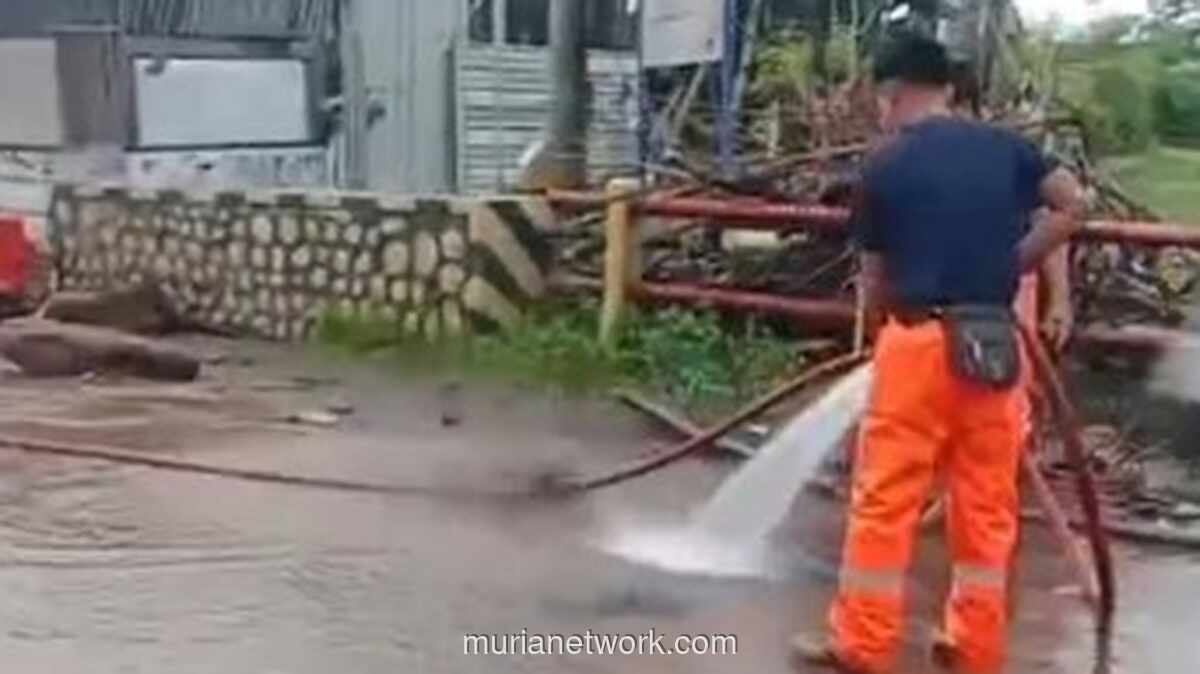 Jalur Pantura Pasuruan Kembali Dilintasi Setelah Banjir Surut