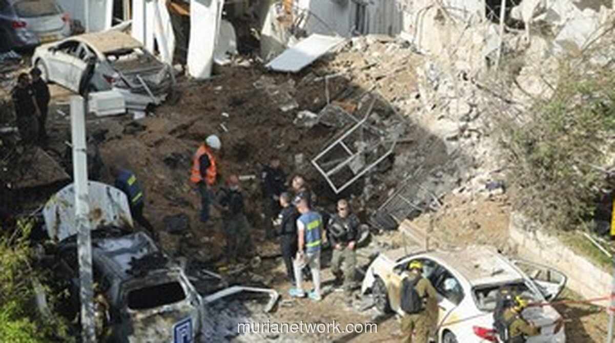 Serangan Iran di Tel Aviv Lukai 6 Orang, Dialog AS Dikabarkan Tak Redakan Ketegangan