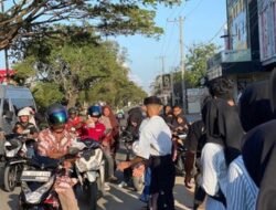 Siswa SRMA 1 Aceh Besar Bagikan Takjil dan Pererat Silaturahmi di Ramadan