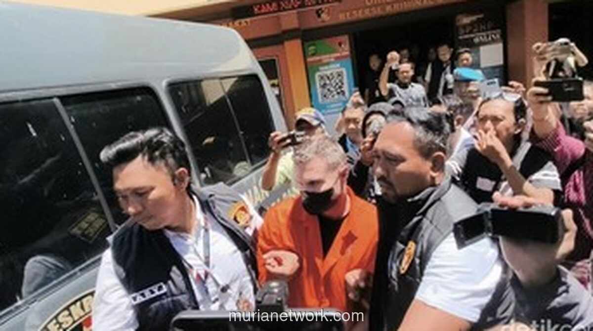 Bos Mafia Skotlandia Buron Interpol Diamankan di Bali