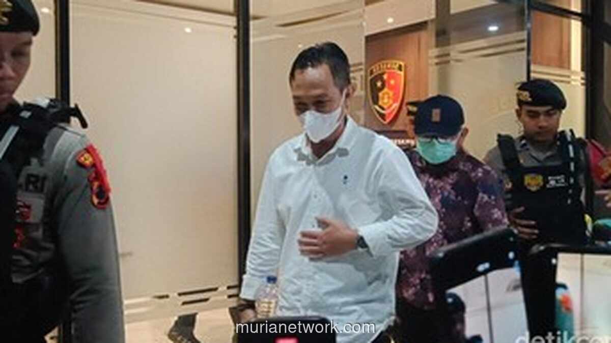 KPK Amankan Bupati Cilacap dalam OTT Dugaan Suap Proyek Daerah