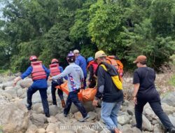 Dua Wisatawan Tewas Terseret Arus di Sungai Kalimborang Maros