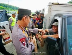 Kapolri Tinjau Kesiapan Mudik Lebaran di Gerbang Tol Kalikangkung