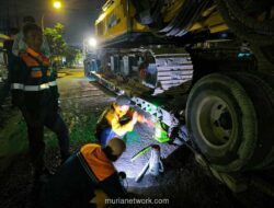 Truk Nyangkut di Perlintasan Kaligawe, 10 Perjalanan KA di Semarang Terganggu