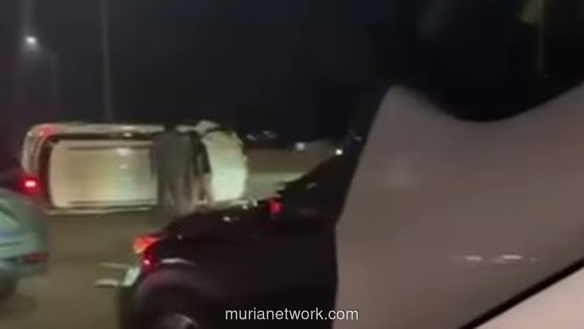 Fortuner Ngebut di Bahu Tol Andara, Dua Orang Terluka