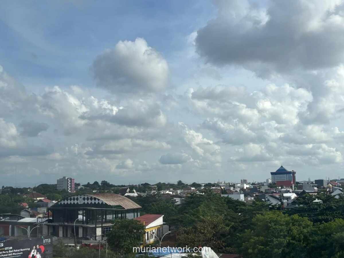 Sulsel Waspada Hujan Sedang dan Angin Kencang pada Selasa (3/3)