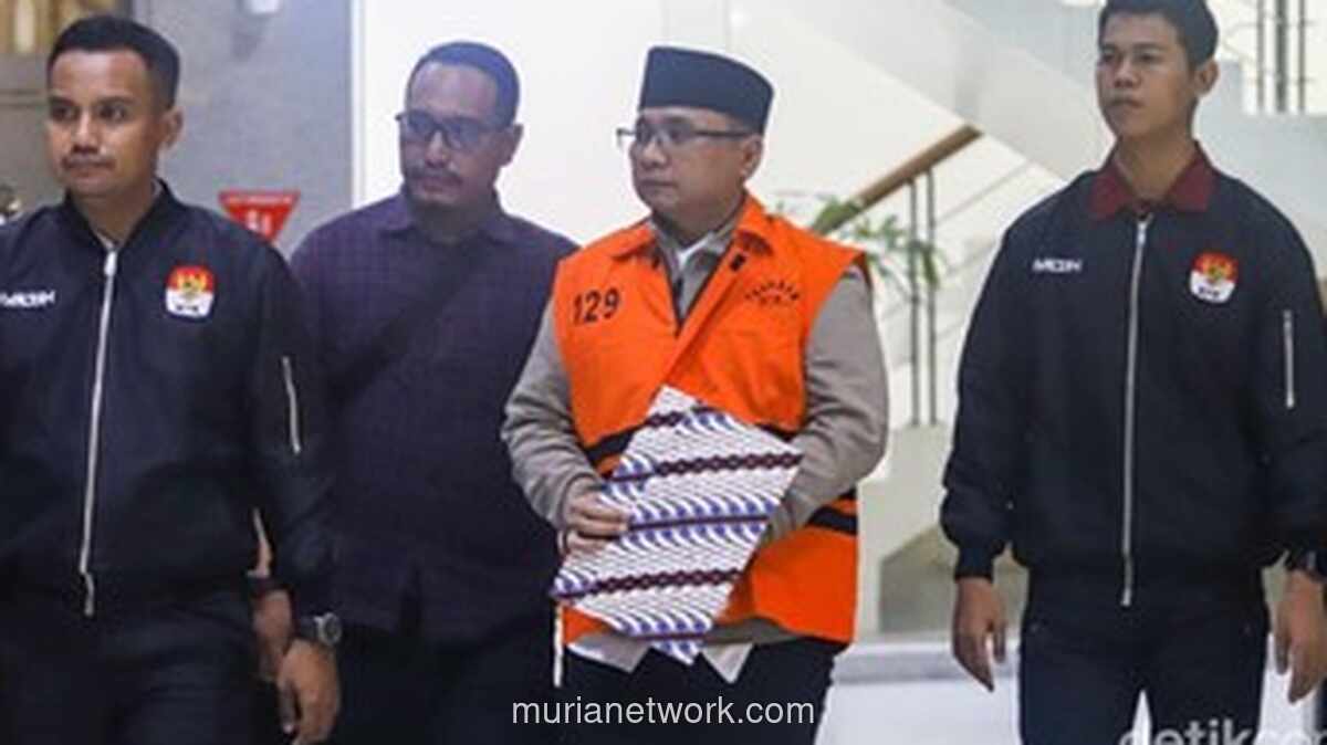 KPK Tahan Mantan Menag Yaqut, Dugaan Korupsi Kuota Haji Diperdalam