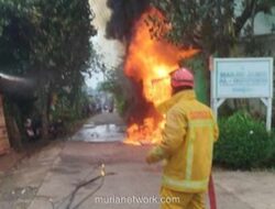 Korsleting Listrik Picu Kebakaran Warung di Bogor, Pemilik Luka Bakar