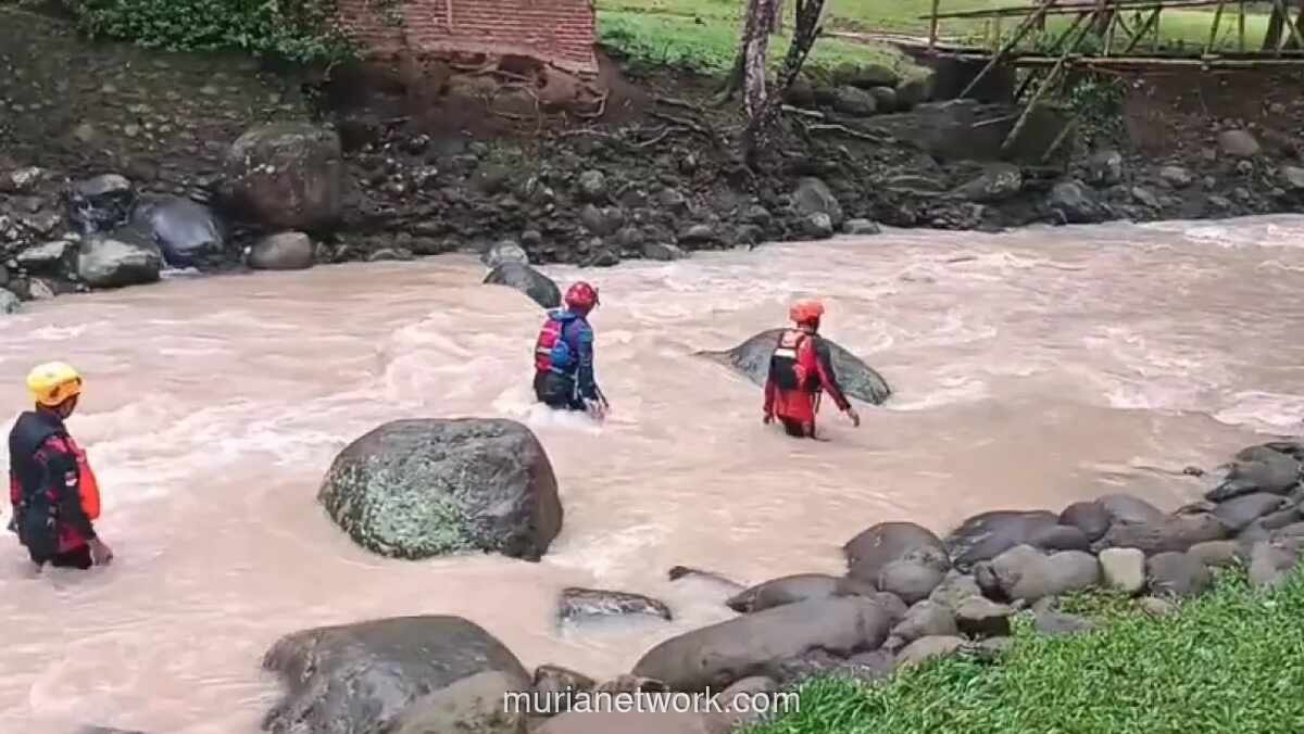 Pencarian Dua Mahasiswi Terseret Arus di Wira Garden Masih Berlanjut