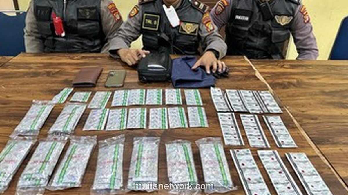 Polisi Bekuk Dua Pemuda Pengedar 1.128 Butir Obat Keras di Tangerang
