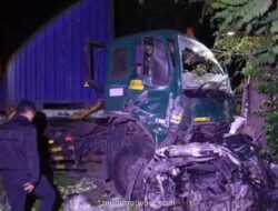 Kecelakaan Beruntun di Probolinggo Tewaskan Satu Keluarga dari Blitar