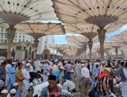 Sebagian Besar Lansia, Jemaah Haji Gelombang Pertama Diminta Jaga Kesehatan dan Kurangi Aktivitas di Madinah