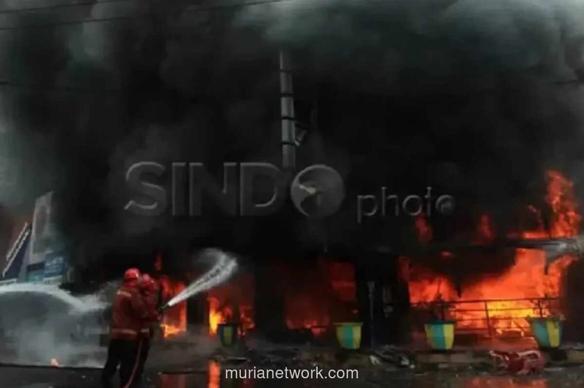 Lima Tewas dalam Kebakaran Rumah di Tanjung Duren Dini Hari