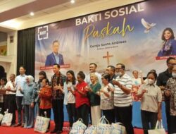 AHY Bagikan Sembako ke Jemaat Gereja, Dana dari Lelang Lukisan SBY