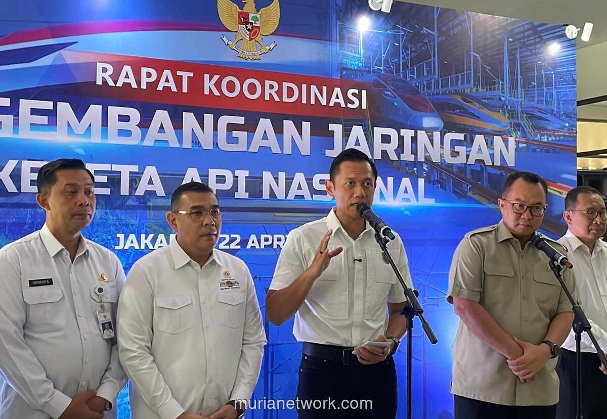 AHY Soroti Ketimpangan Anggaran Infrastruktur: Rp46 Triliun untuk Jalan vs Rp5 Triliun untuk Kereta Api
