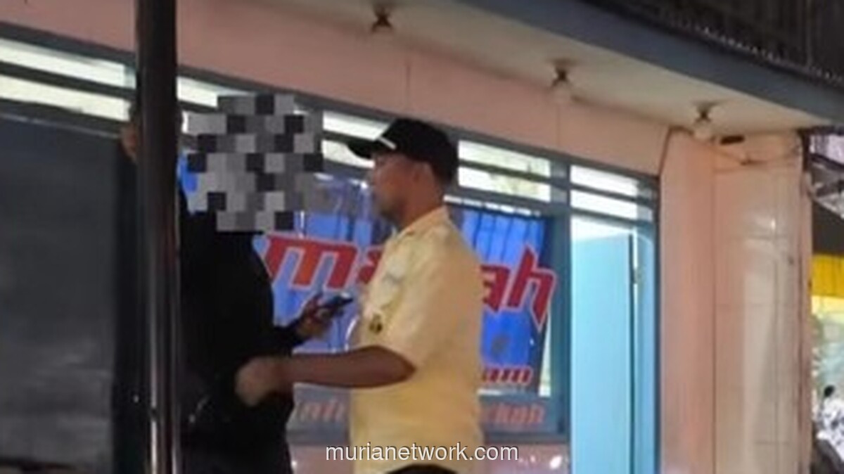 Kapolsek Cileungsi Menyamar Jadi Satpam dan Ustaz, 1.000 Butir Obat Keras Disita