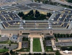 Pentagon Ajak GM dan Ford Dongkrak Produksi Persenjataan