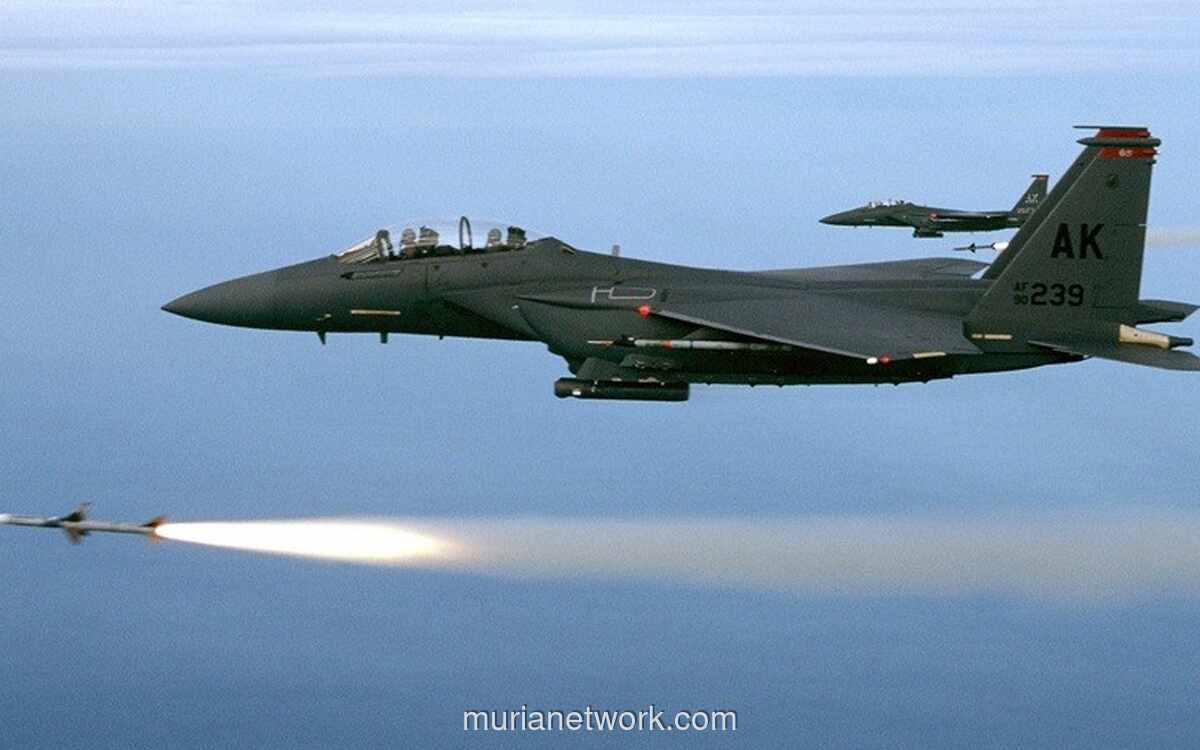 AS dan Iran Berlomba Temukan Awak F-15 yang Jatuh di Tengah Ketegangan Perang