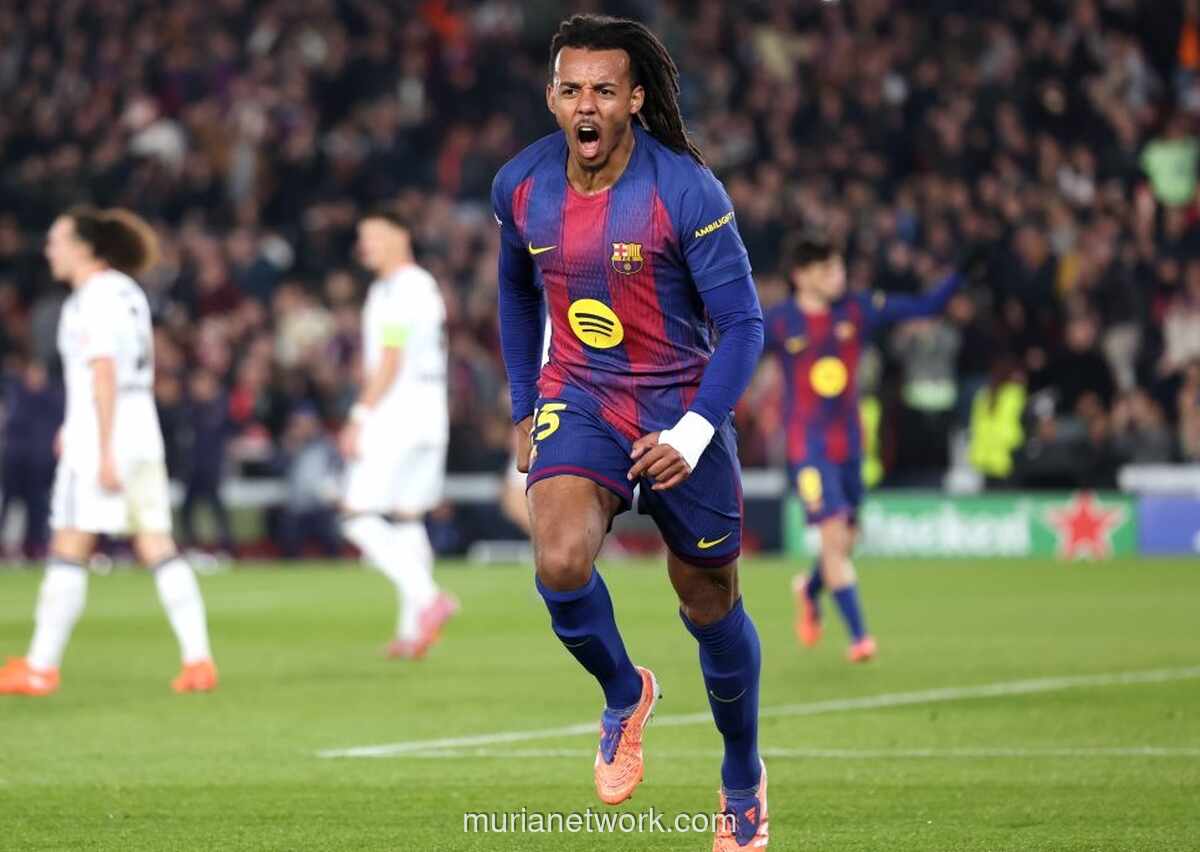 Barcelona Buka Opsi Jual Jules Kounde Jika Tawaran Fantastis Datang