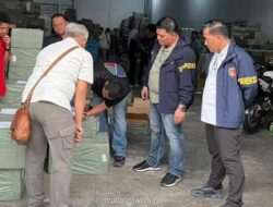 Bareskrim Gerebek Gudang Penyimpanan Ribuan Ponsel Ilegal di Penjaringan