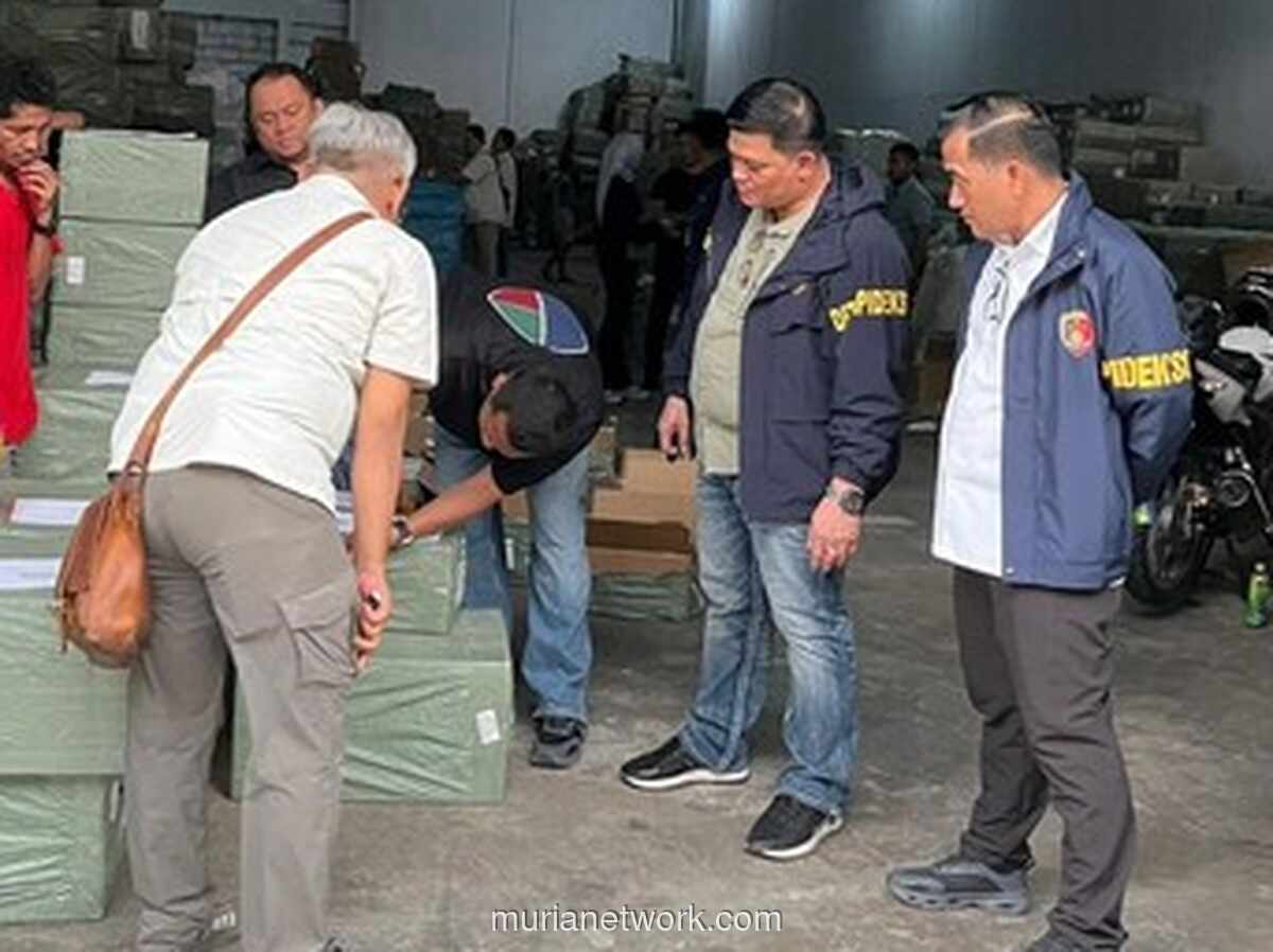 Bareskrim Gerebek Gudang Penyimpanan Ribuan Ponsel Ilegal di Penjaringan