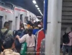 Kecelakaan Maut di Stasiun Bekasi Timur: KRL dan Kereta Jarak Jauh Tabrakan, Tim Elit Basarnas Dikerahkan