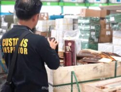 Bea Cukai Tanjung Perak Temukan Miras dan Sparepart Ilegal di Impor China
