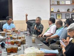 Jurnalis Senior Kritik Buku Money Politics Kurang Data Empiris