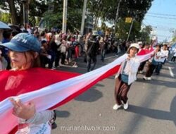 Karnaval Paskah Semarakkan Semarang, Kibarkan Bendera Raksasa dan Semangat Kebersamaan