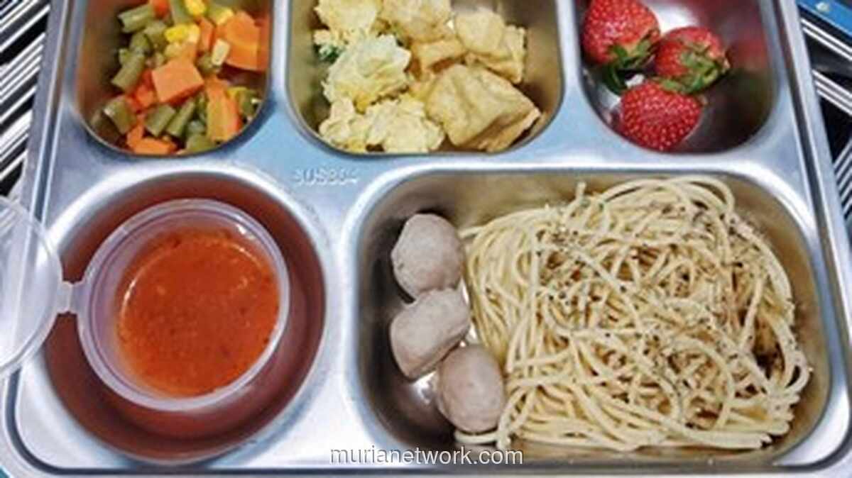Lebih dari 55 Siswa Keracunan, BGN Tangguhkan Dapur Makan Bergizi Gratis di Pondok Kelapa