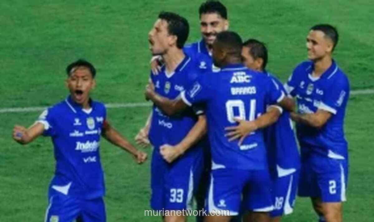 Persib Bandung Targetkan Kembali ke Puncak Klasemen saat Bertemu Bhayangkara FC di Pekan ke-30