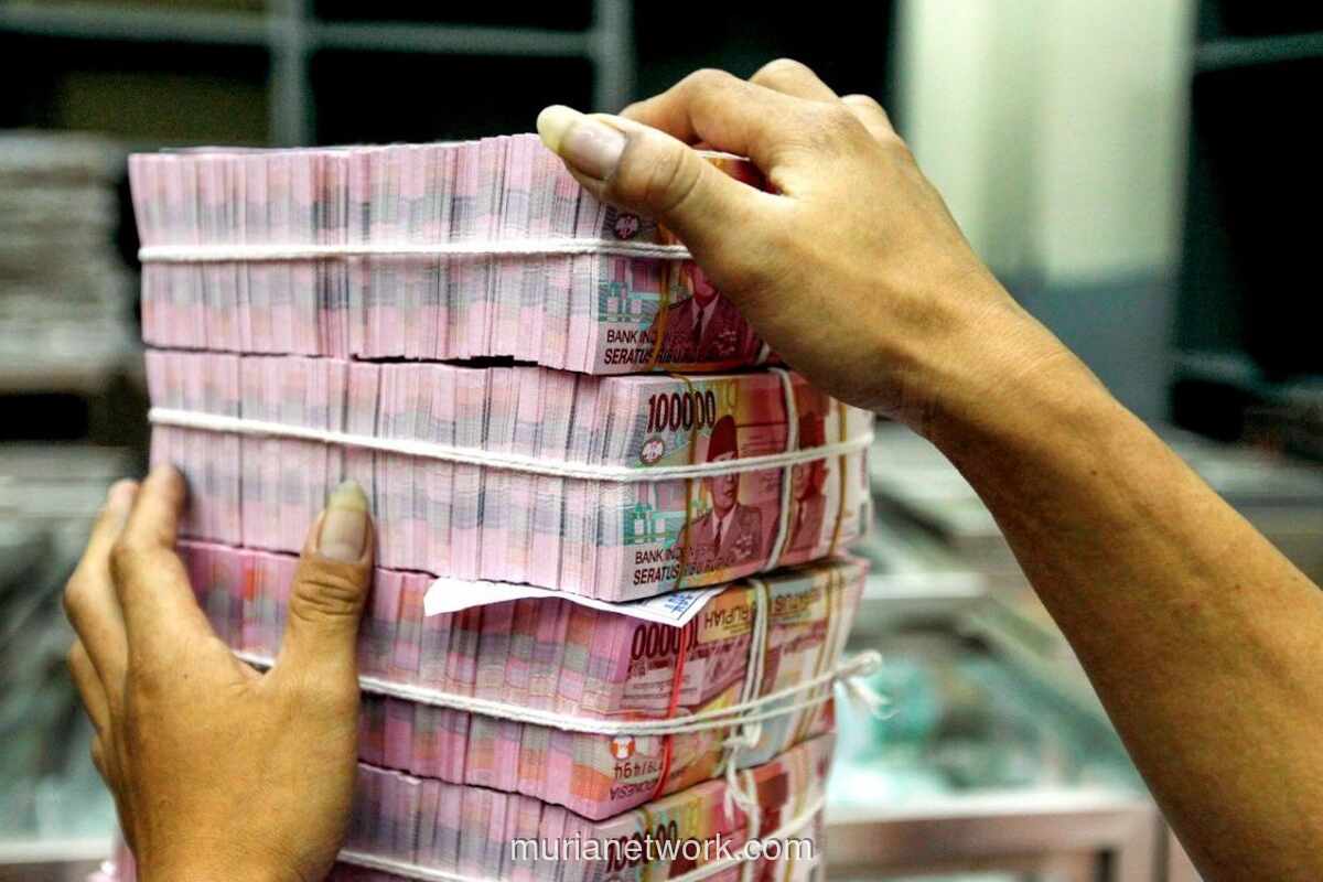Rupiah Tembus Rp17.315, Catat Rekor Terendah Sepanjang Sejarah