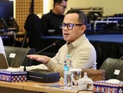 Wamen Dalam Negeri Soroti Kinerja BUMD: Mayoritas Masih Belum Sehat