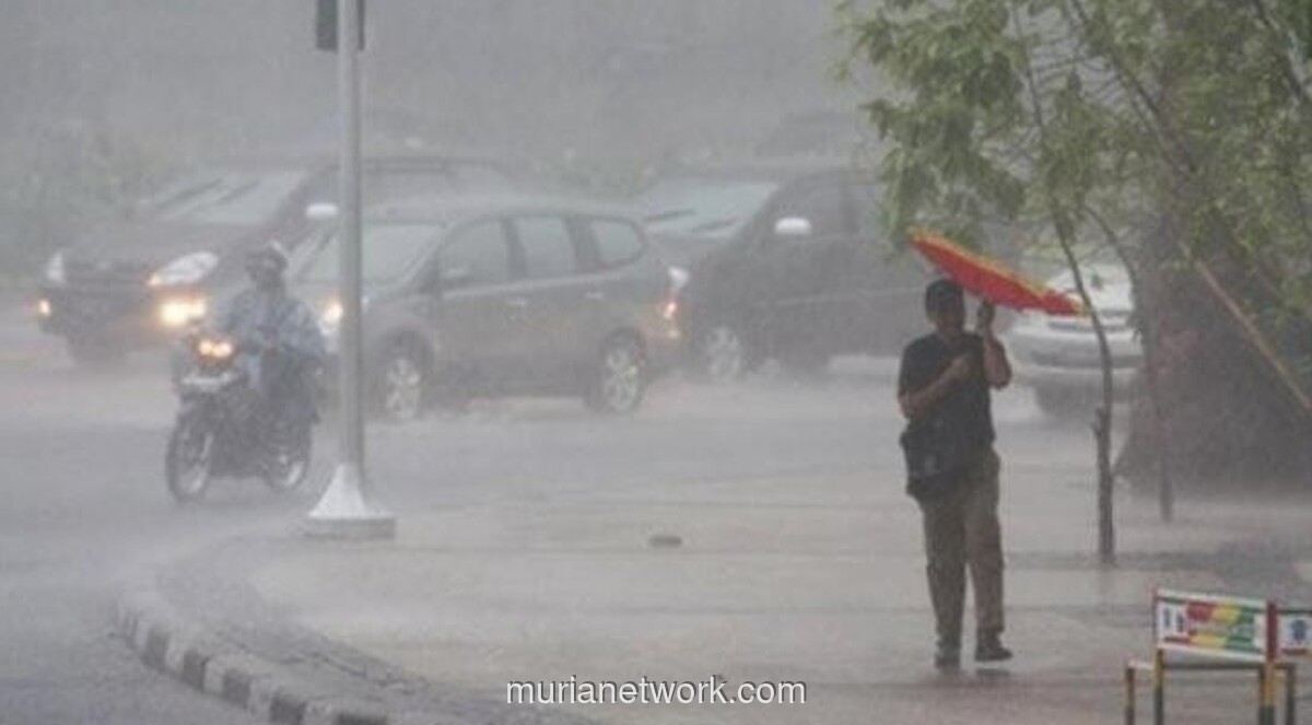 BNPB Catat 814 Bencana Alam di Indonesia hingga April, Banjir Dominasi dengan 384 Kejadian