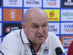 Hodak Ingatkan Persib Tak Boleh Lengah Meski Puncaki Klasemen