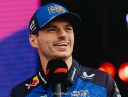 Martin Brundle Kesal, Sarankan Verstappen Pergi atau Diam Soal Ancaman Pensiun